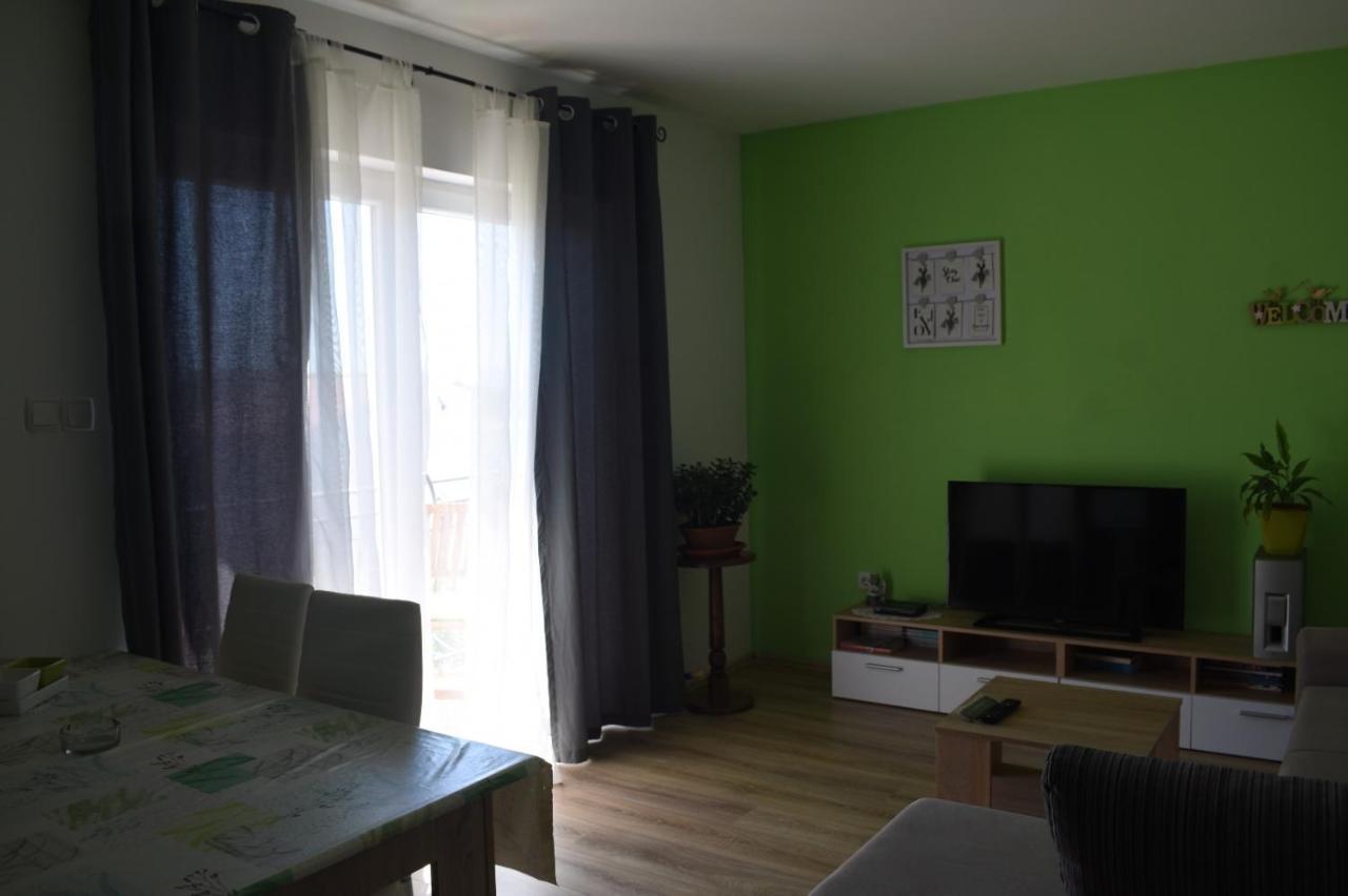 Apartmani Tomljenovic เซนญ์ ภายนอก รูปภาพ