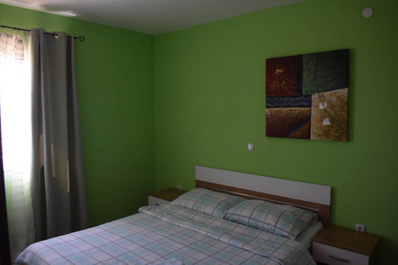 Apartmani Tomljenovic เซนญ์ ภายนอก รูปภาพ