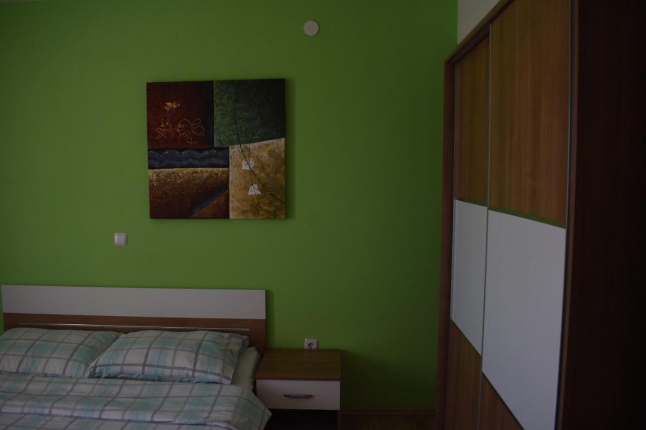 Apartmani Tomljenovic เซนญ์ ภายนอก รูปภาพ