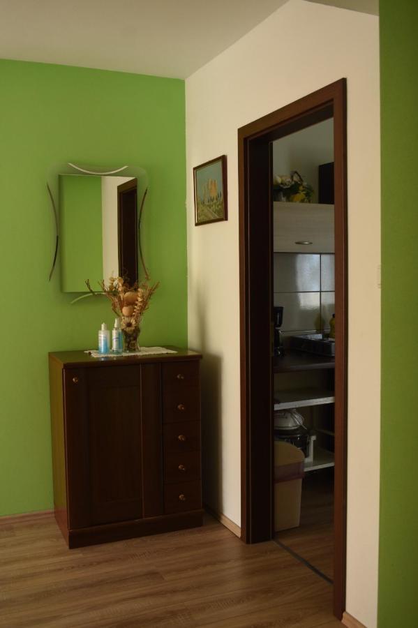 Apartmani Tomljenovic เซนญ์ ภายนอก รูปภาพ